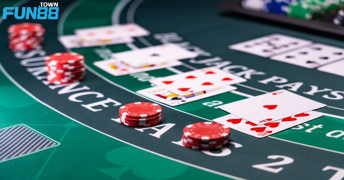 Cách Chơi Blackjack Tại Fun88 Dễ Hiểu Cho Người Mới Bắt Đầu 3 Thời điểm nên rút thêm và dằn bài để gia tăng chiến thắng