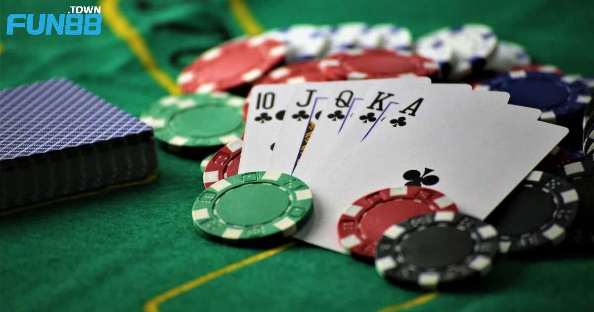 Luật Chơi Xì Tố Fun88 – Hiểu Đúng Luật Để Tránh Mất Tiền Oan 3 Những trường hợp đặc biệt thường xảy ra trong ván bài